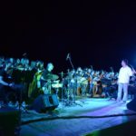 Μάγεψαν ο Δημήτρης Μπάσης και η Παιδική-Νεανική Χορωδία Αιγιαλείας την Κυριακή στο Διακοπτό